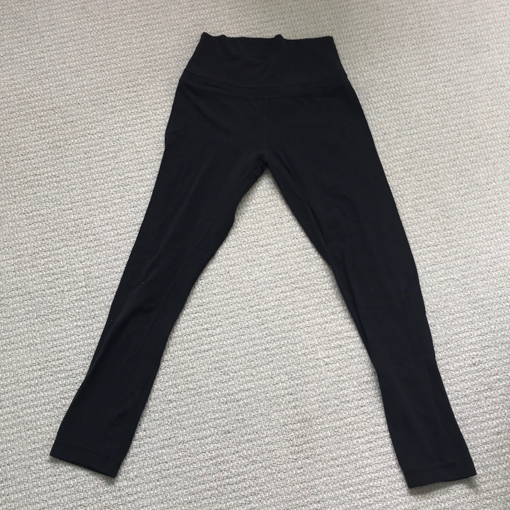 Lulu Lemon classic black leggings